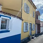 Relaxing House By The - Casa Rosa Horta (Azores)