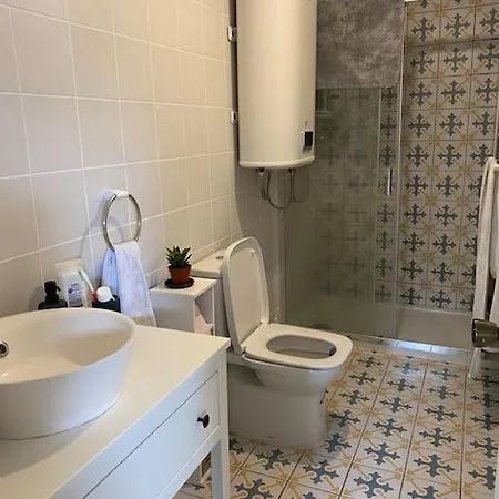 Relaxing House By The - Casa Rosa * Horta (Azores)