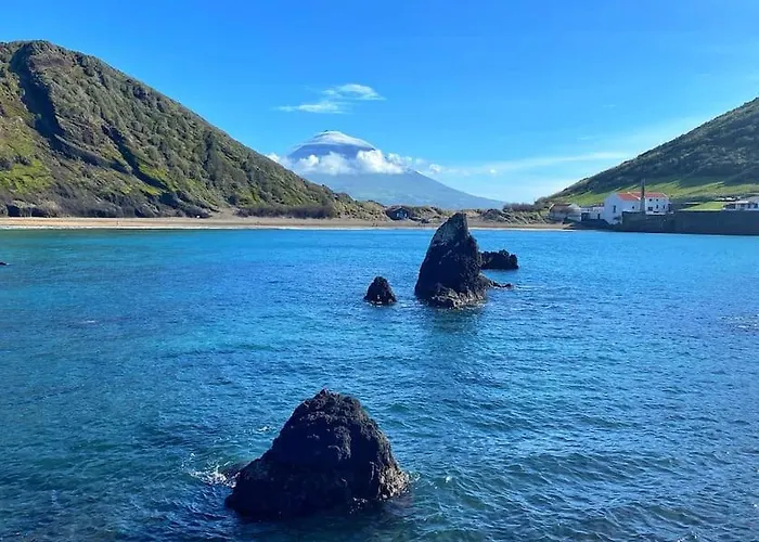 Relaxing House By The - Casa Rosa Horta (Azores)